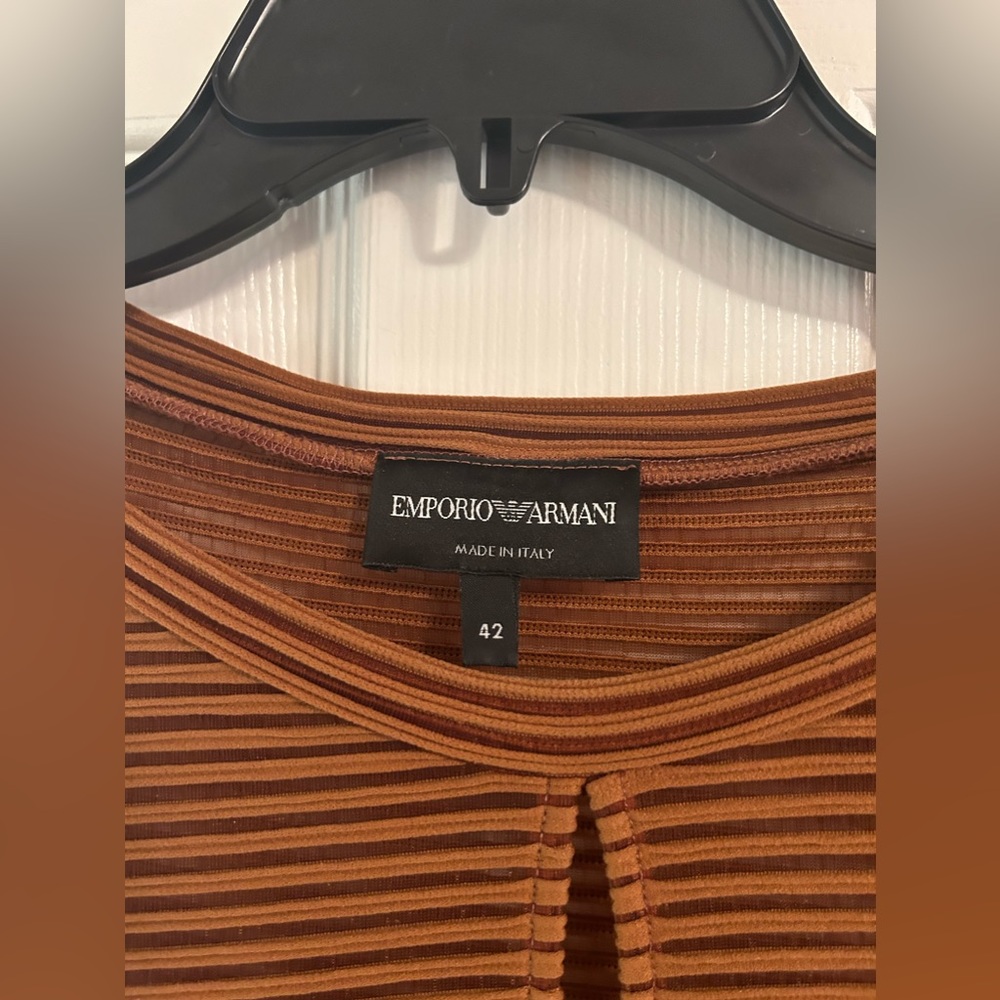 🎊HP🎉Emporio Armani half sleeve sheer top - Picture 5 of 5